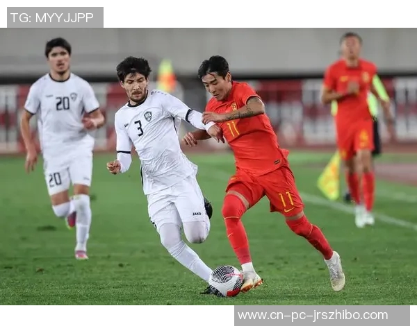 中国与乌兹别克足球对决海报展现激情与荣耀的碰撞